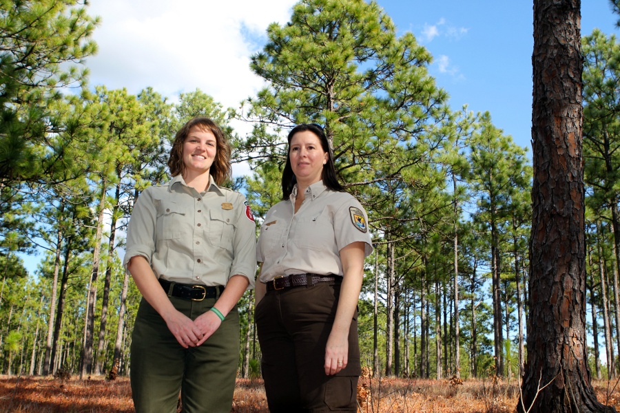 Kim Shumate (NCFS) and Susan Miller (USFWS), Carver's Creek State Park, NC, January 2012 (Photo by Lark Hayes)